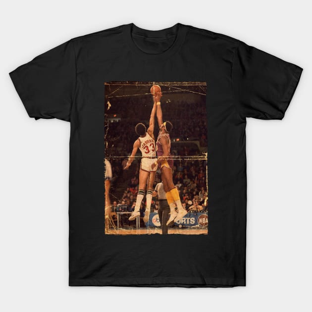 COVER SPORT - SPORT ILLUSTRATED - KAREEM JUMP T-Shirt by FALORI